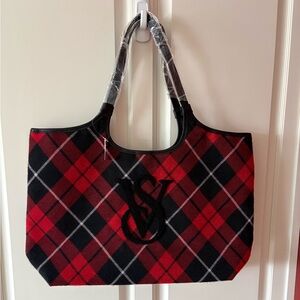 NWT Victoria’s Secret Red & Black Tartan Plaid Flannel Logo Tote Bag